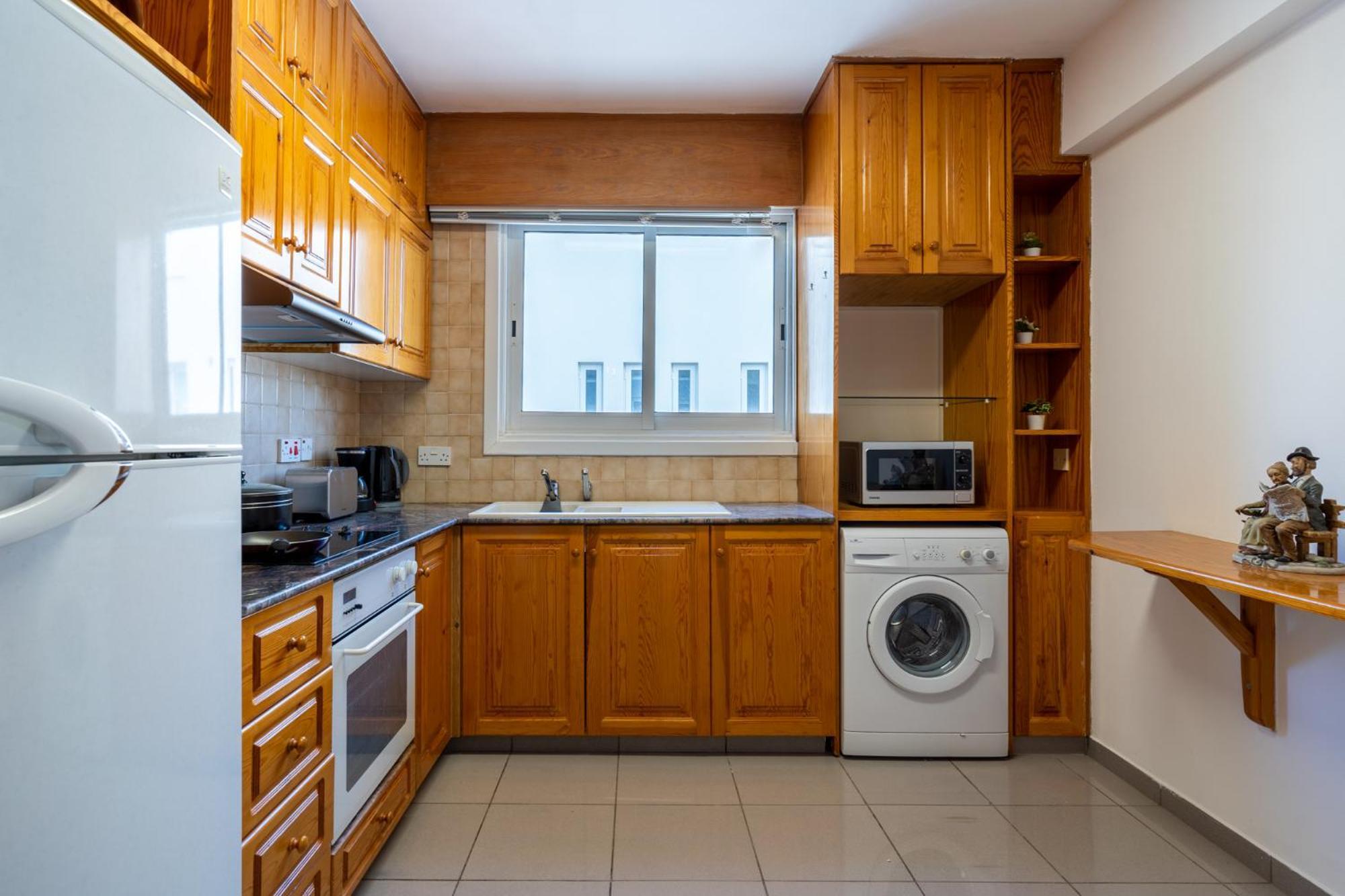 Jayde 2-Bedroom Apartment In Larnaka Exterior foto